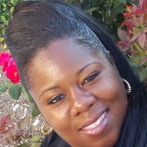 Meet your Posher, Shelly